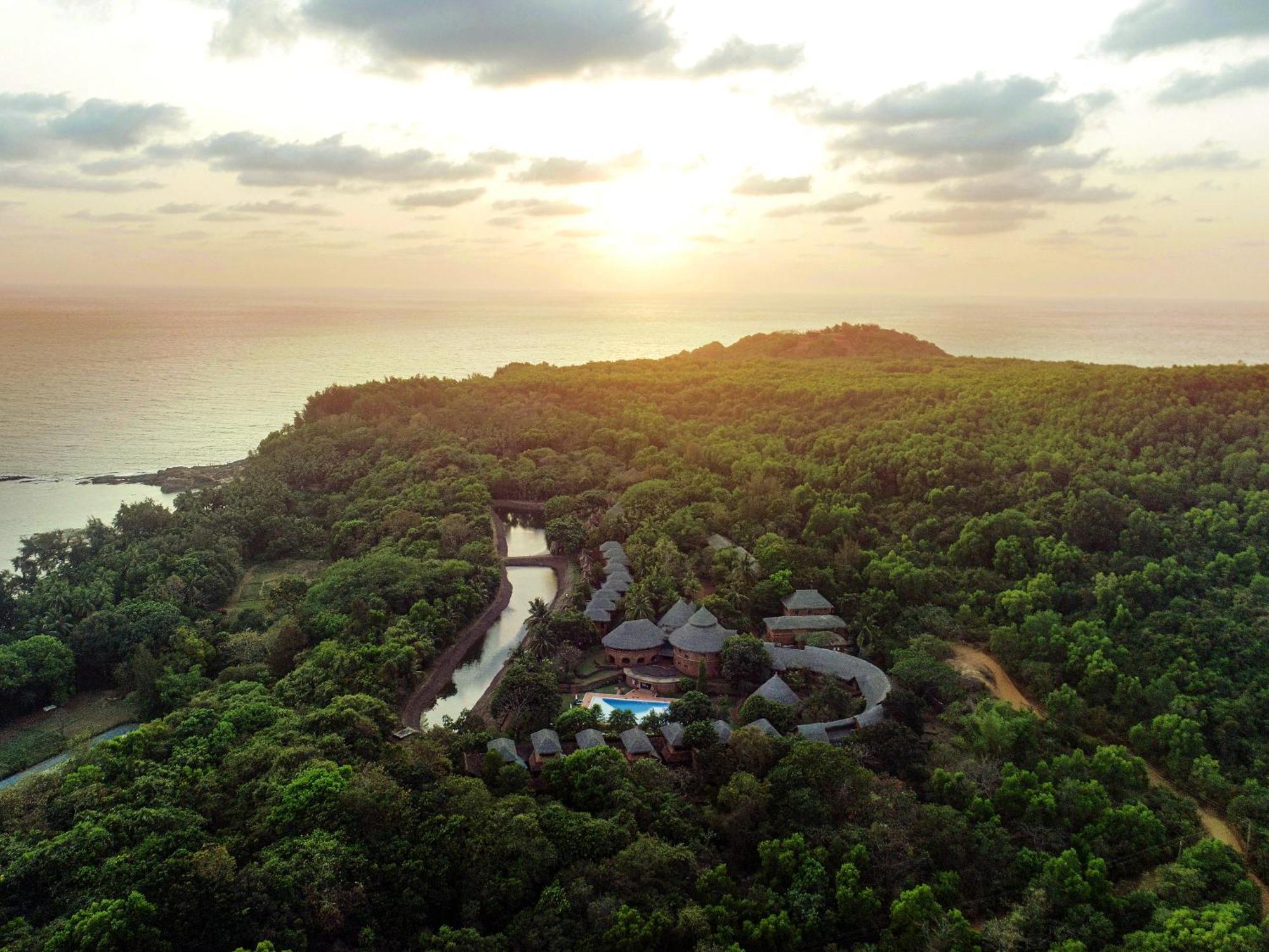 Отель Swaswara Gokarna - A Cgh Earth Experience Экстерьер фото